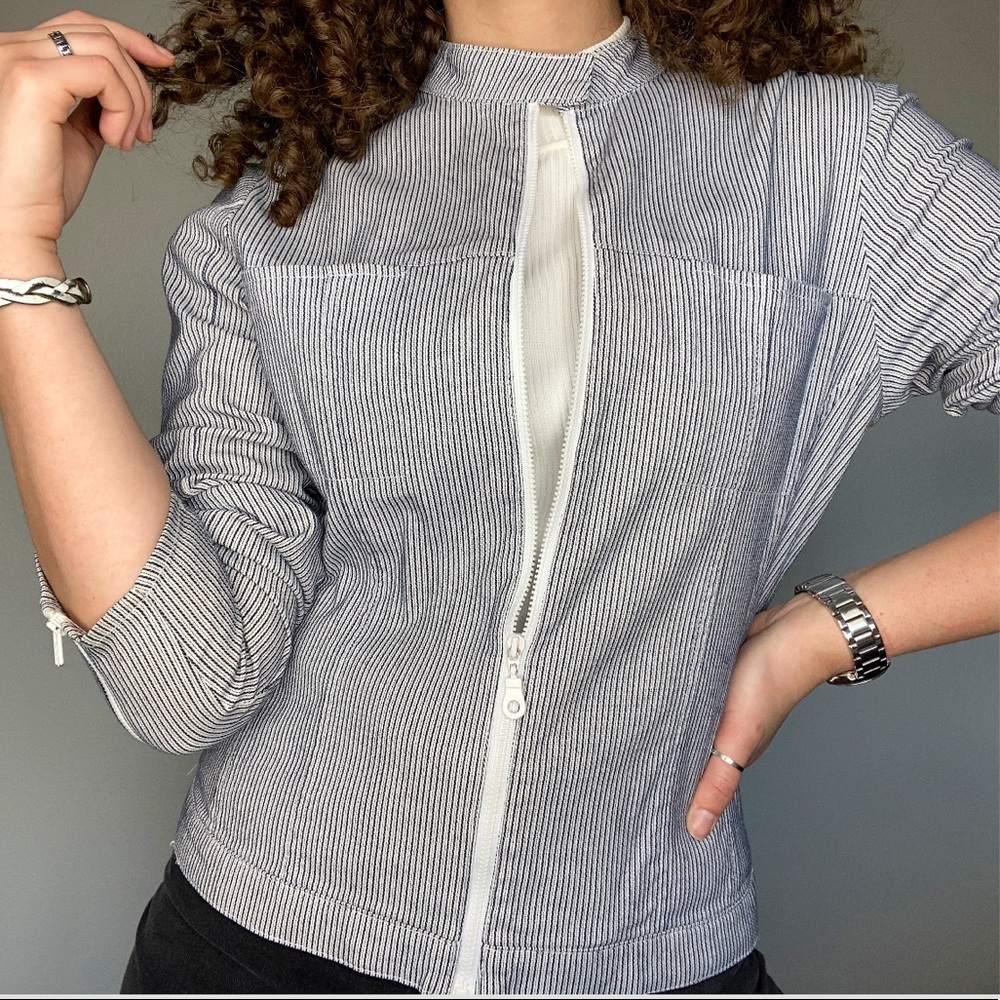 SOLD / VINTAGE • striped zipper jacket